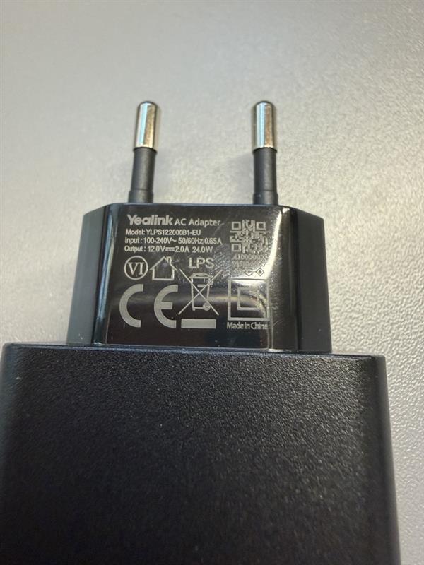 YLPS122000B1 – Bild 2 von 2