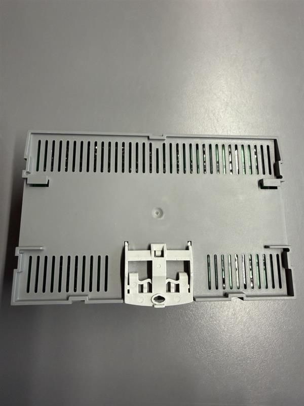 KXKK0CRA - KNX Kombi Schalt-/Jalousieaktor, 12/6-fach, 16A, 230V AC – Bild 2 von 2