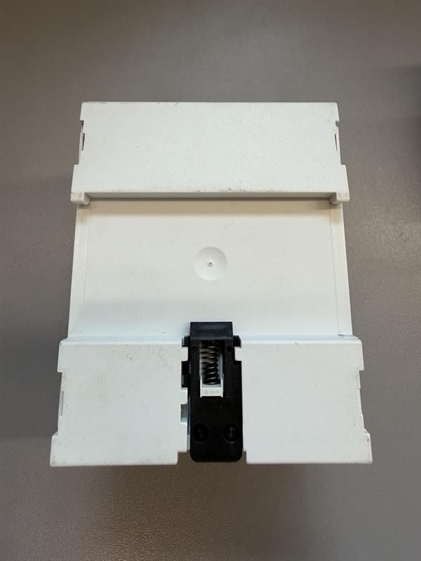Twin Gateway – Bild 2 von 2