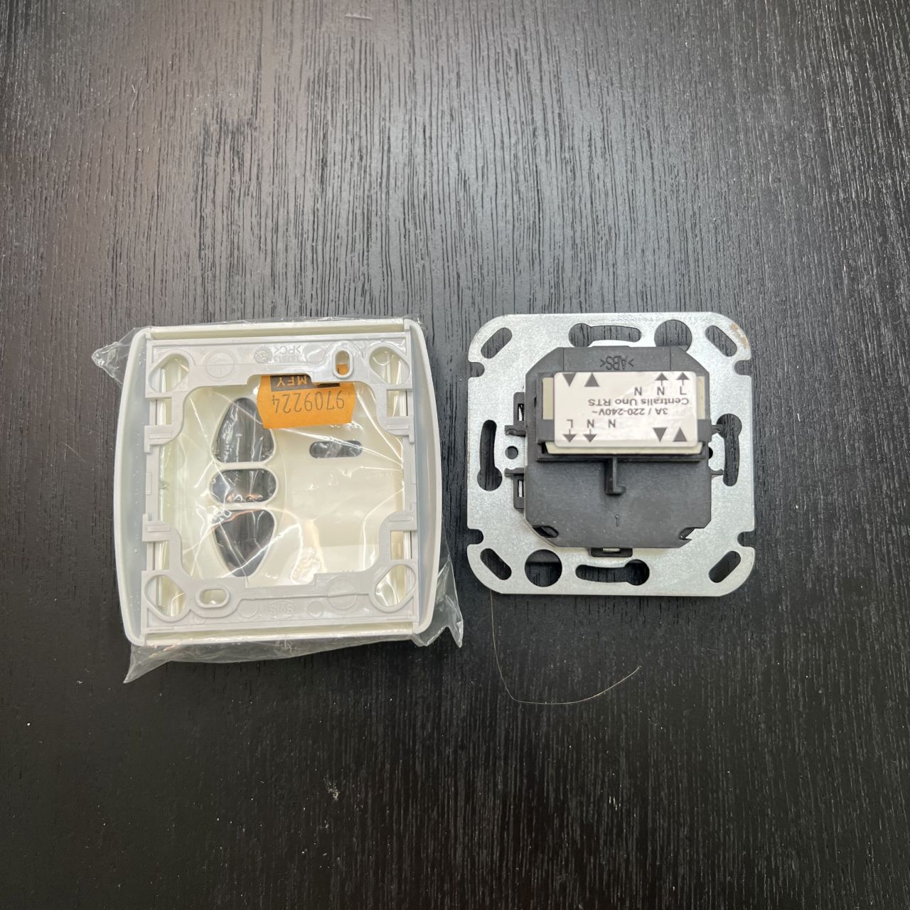 9709224 SOMFY inteo 5003734A 1810258 RTS Funkempfänger – Bild 2 von 2
