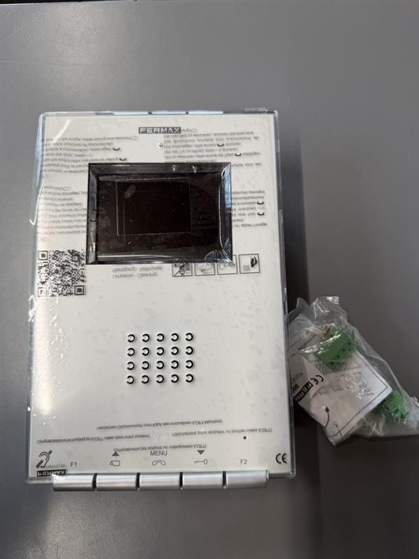 Monitor – Bild 2 von 2